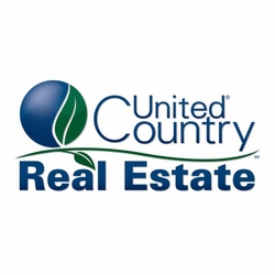 United Country Walker Realty & Auction-Logo