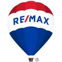 RE/MAX SmartHub Realty-Logo