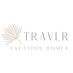 TRAVLR Vacation Homes-Logo