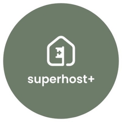 Superhost Plus-Logo