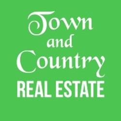 Town and Country Real Estate LLC-Logo